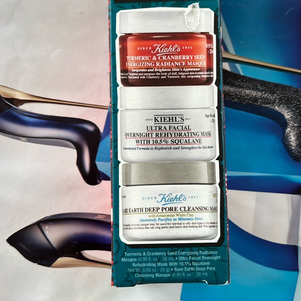 Kiehl's Merry Masking Set Hydrating Brightening & Pore Purifying Minimizing Mask